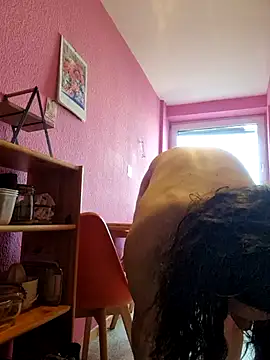 Josephine LIVE online show from April 2026 09:02:01 AM