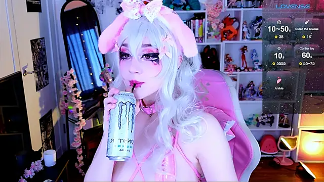 Aki  Ra online show from February 2026 02:14:01 PM