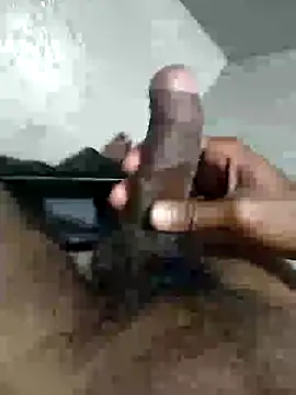 Snapshot of biggest_lund_ chatting on January 2025 11:45:02 AM biggest lund  online show from January 2025 11:45:02 AM
