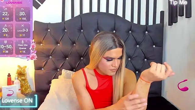 AllisonsweetZ online show from December 2024 08:13:01 PM