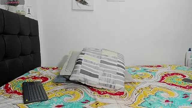 RoddyRich11 online show from February 2025 02:37:02 PM