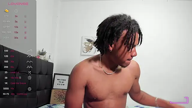 RoddyRich11 online show from November 2025 11:53:01 AM