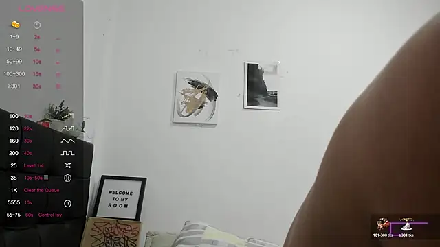 RoddyRich11 online show from December 2025 11:29:01 AM