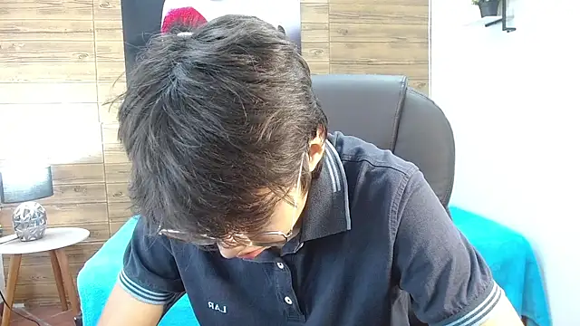 jhoellx online show from November 2025 09:06:01 PM