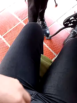 sophie banger online show from December 2024 09:15:02 PM