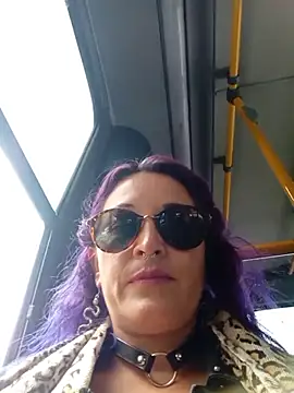 sophie banger online show from November 2025 07:24:01 PM