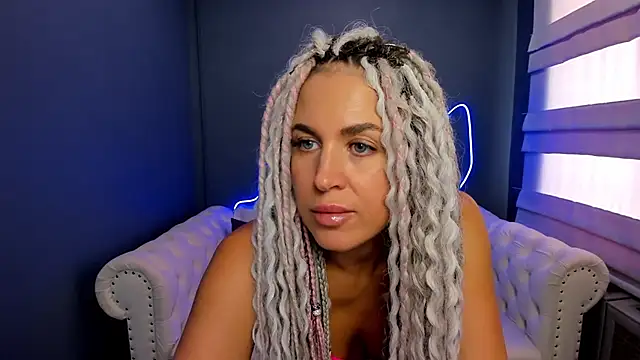 rock n roxy online show from March 2025 04:58:01 AM