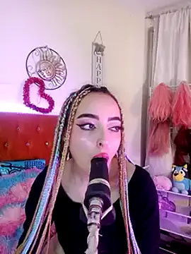 Yennastone online show from January 2025 01:05:02 AM