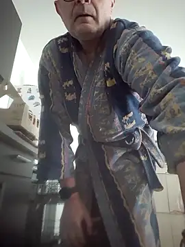 Snapshot of Bretoncool chatting on February 2026 09:50:01 AM Bretoncool online show from February 2026 09:50:01 AM