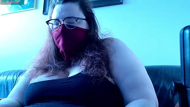 Snapshot of DoubleCherryBombXO chatting on February 2025 02:16:01 PM DoubleCherryBombXO online show from February 2025 02:16:01 PM
