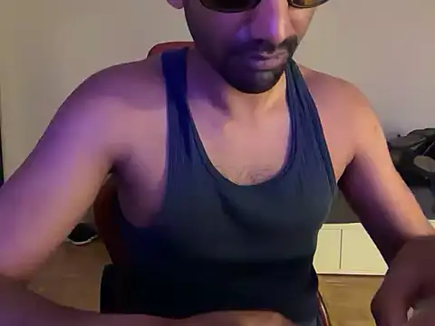 dominanthubby online show from June 2026 10:34:02 PM