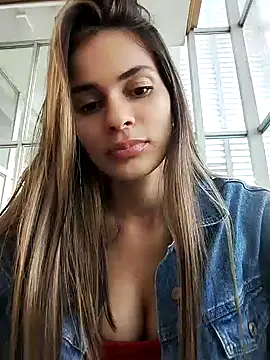 cuteluci  online show from January 2025 09:46:02 PM