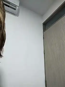 cuteluci  online show from January 2025 12:28:01 AM