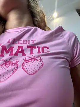 cuteluci  online show from March 2026 11:16:01 AM