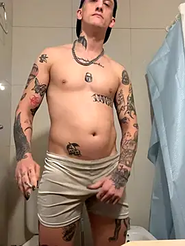 Snapshot of FakkaKaine_ chatting on October 2025 07:40:02 AM FakkaKaine  online show from October 2025 07:40:02 AM