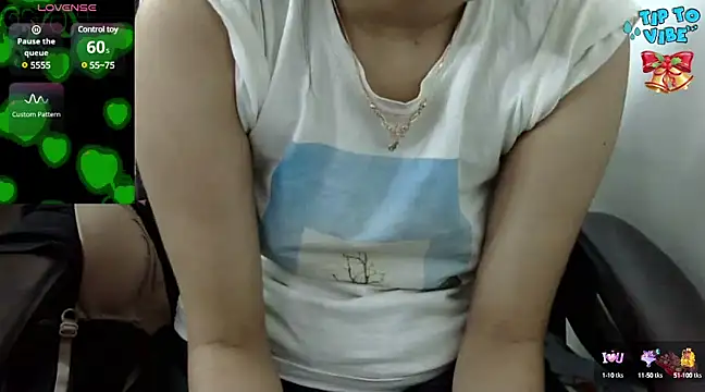 Barbie-Queen2 online show from December 2024 04:27:02 PM