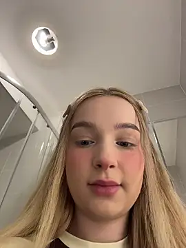 Baby Tiny online show from May 2026 11:38:02 AM