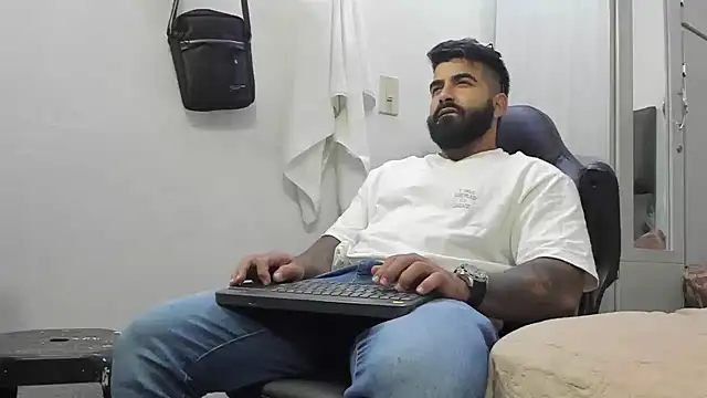 Lyon vach online show from January 2025 01:56:02 AM