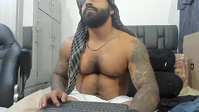 Lyon vach online show from January 2025 11:04:01 PM