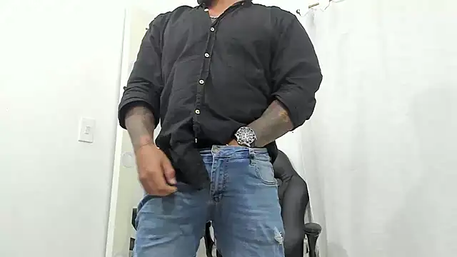 Lyon vach online show from March 2025 07:09:02 PM