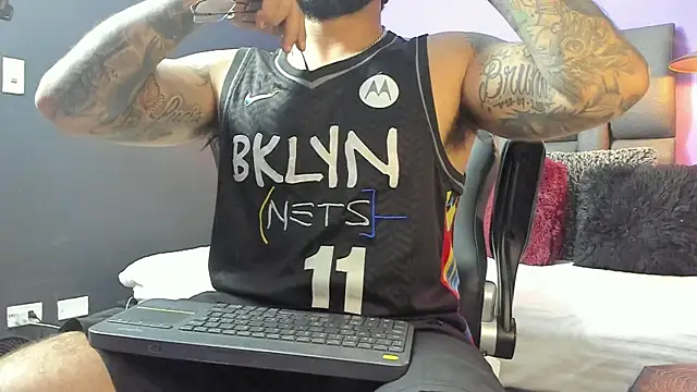 Lyon vach online show from September 2025 09:17:02 PM