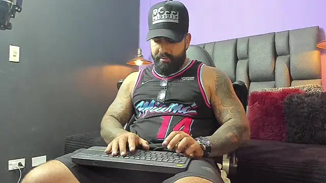 Lyon vach online show from September 2025 09:50:01 PM