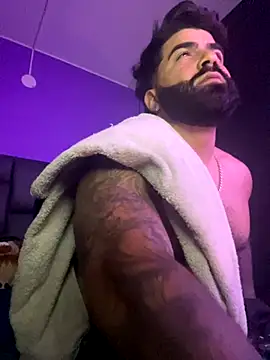 Lyon vach online show from October 2025 11:47:02 PM