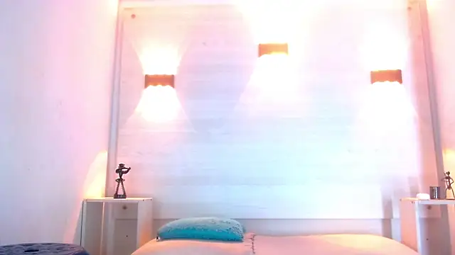 Molly Spears online show from March 2025 11:31:01 AM