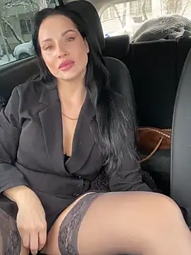 Roxana-Sexy online show from December 2025 04:19:01 AM