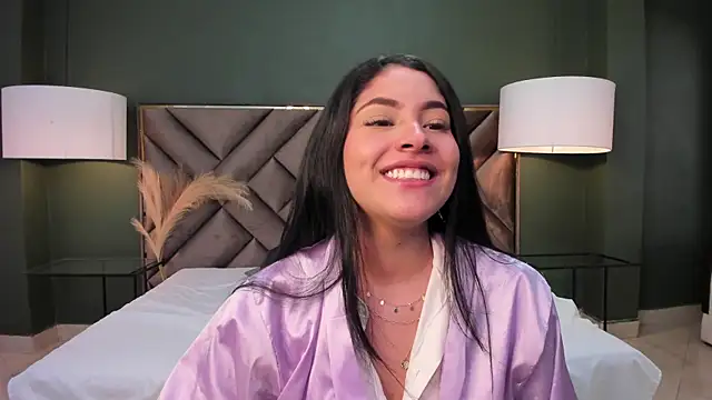 Mia Elowen online show from February 2025 12:41:01 AM