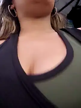 LaurenWelly  online show from February 2025 11:23:02 PM