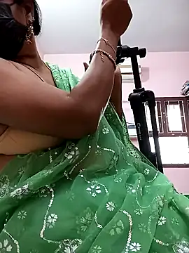 Snapshot of Tamil_sreelekha chatting on January 2025 10:43:01 AM Tamil sreelekha online show from January 2025 10:43:01 AM