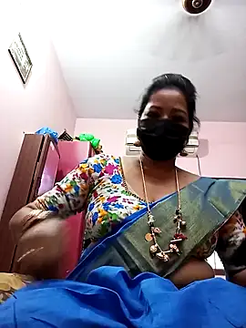 Snapshot of Tamil_sreelekha chatting on January 2025 12:01:01 PM Tamil sreelekha online show from January 2025 12:01:01 PM