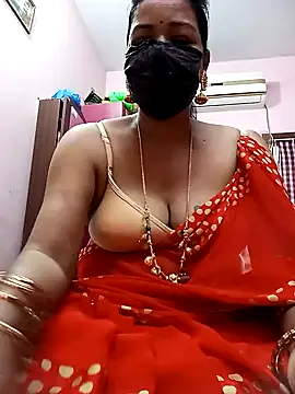 Snapshot of Tamil_sreelekha chatting on January 2025 04:36:02 AM Tamil sreelekha online show from January 2025 04:36:02 AM