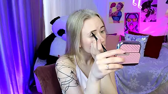 SashaBrooks online show from October 2025 01:34:02 PM