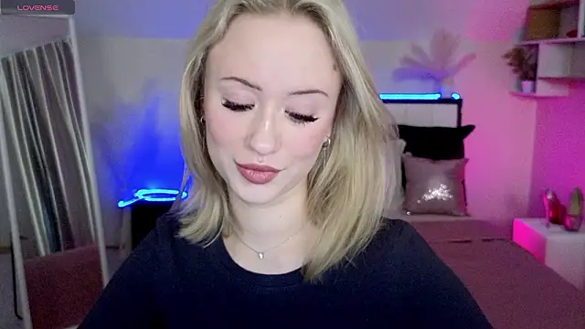 SashaBrooks online show from February 2026 02:11:02 PM