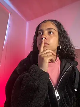 NINA 18 YEARS online show from October 2025 04:07:02 PM