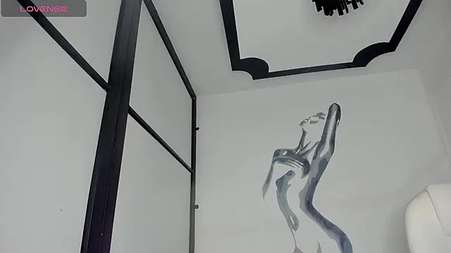 Snapshot of TinaJonnes_ chatting on February 2025 07:21:01 PM TinaJonnes online show from February 2025 07:21:01 PM