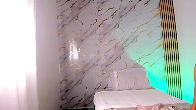 coralcarter1 online show from November 2025 02:49:02 PM