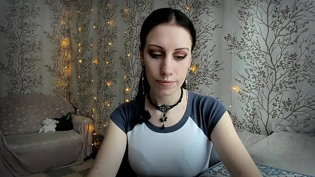 Snapshot of Mary0Lou chatting on February 2026 06:32:02 AM Mary0Lou online show from February 2026 06:32:02 AM