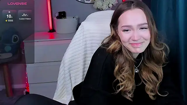 Evia r0se online show from October 2025 09:51:02 AM