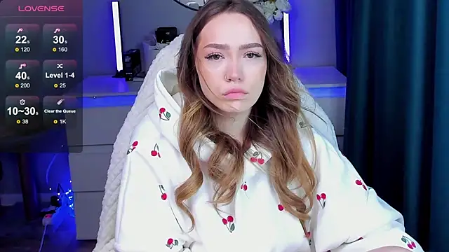 Evia r0se online show from November 2025 10:04:02 AM