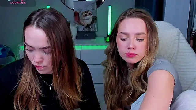 Evia r0se online show from March 2026 07:55:02 PM