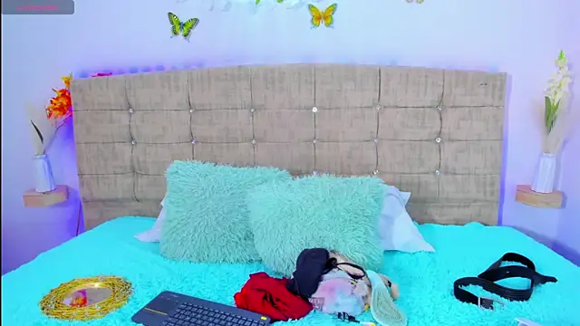 Catherine summer1 online show from February 2026 07:04:02 PM