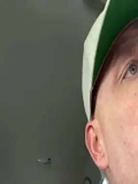 Firedad72FD online show from November 2025 02:41:01 PM