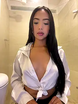 SOPHIACANDY19  online show from October 2025 12:24:01 PM