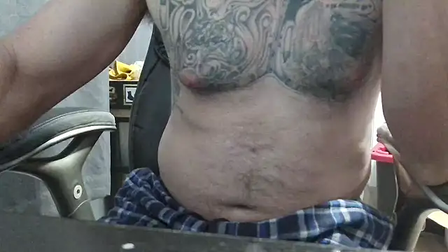 overaveragefreak4you online show from February 2025 08:13:02 AM