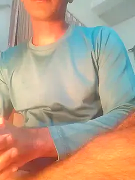 Snapshot of Wild-Honey chatting on January 2025 02:42:02 PM Wild-Honey online show from January 2025 02:42:02 PM