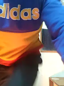 Snapshot of Wild-Honey chatting on January 2025 03:24:01 PM Wild-Honey online show from January 2025 03:24:01 PM