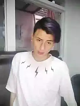 Snapshot of Alann_sr chatting on March 2025 04:10:01 PM Alann sr online show from March 2025 04:10:01 PM